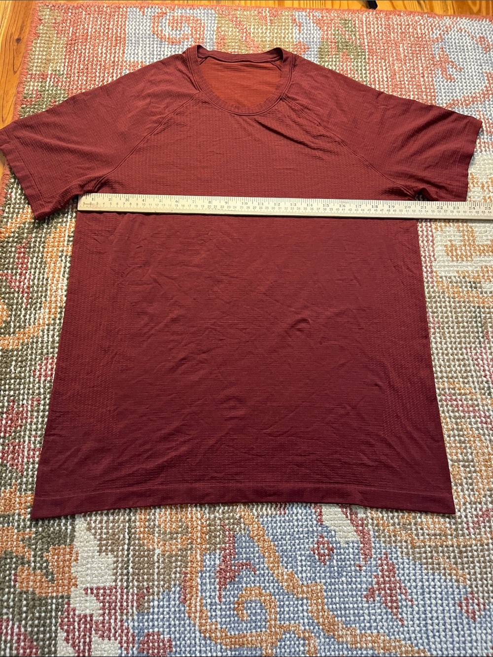 Lululemon Metal Vent Tech Short Sleeve Shirt Men’s Large Burgundy Red EUC - Picture 3 of 11
